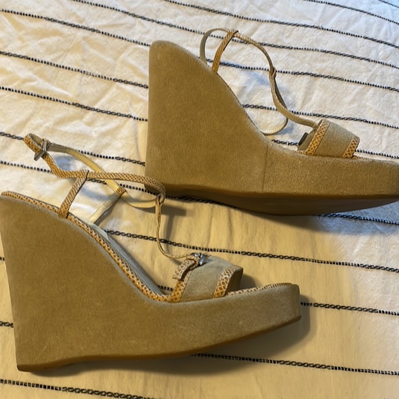 Prada wedges - Picture 4 of 11